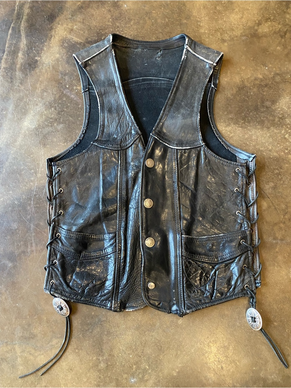 VTG 80s Rare Handcrafted Buffalo Nickel Men's Black Leather Lace-Up Biker Vest